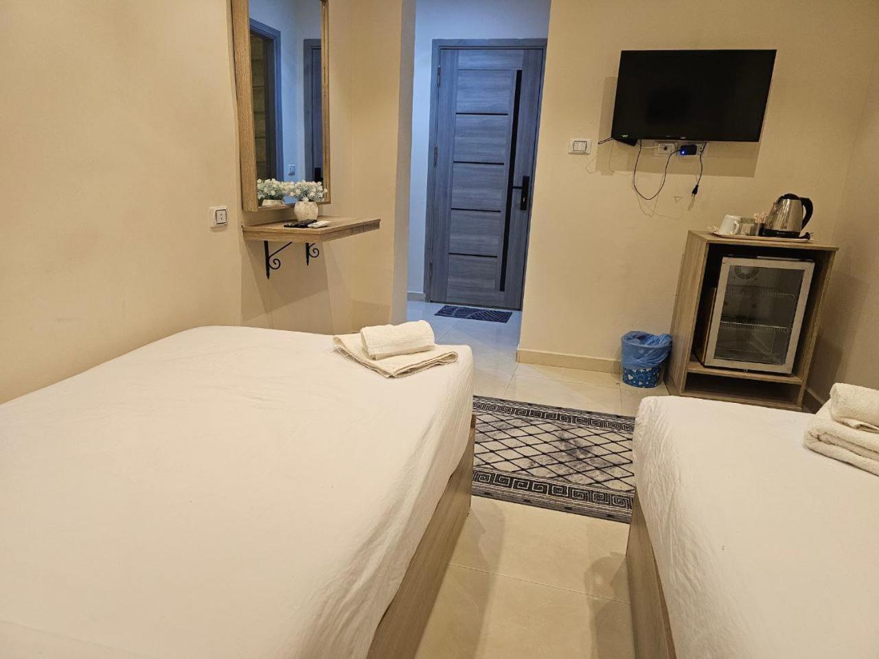 Loca Pyramids View 3* Le Caire